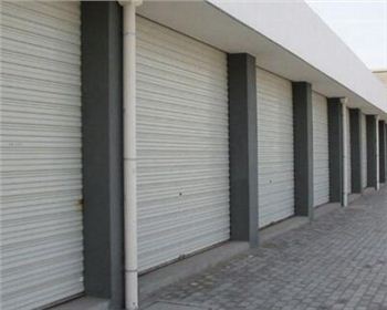 選購(gòu)成都電動(dòng)卷簾門(mén)有哪些材質(zhì)？