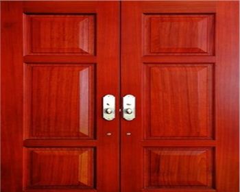 一起來(lái)看看在成都木質(zhì)防火門(mén)是如何做到防火的呢？